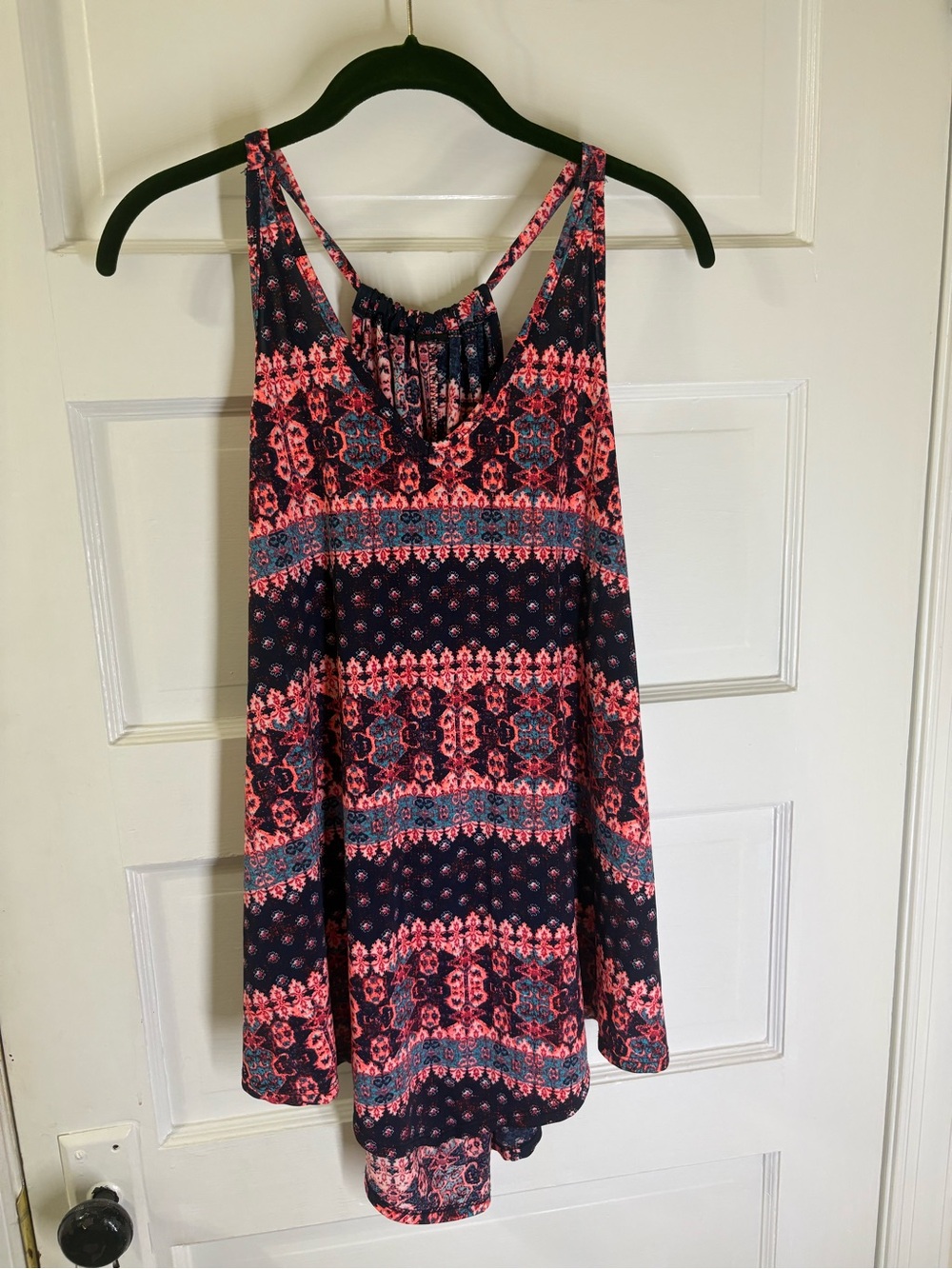 Sleeveless Navy and Coral Printed Tank Top